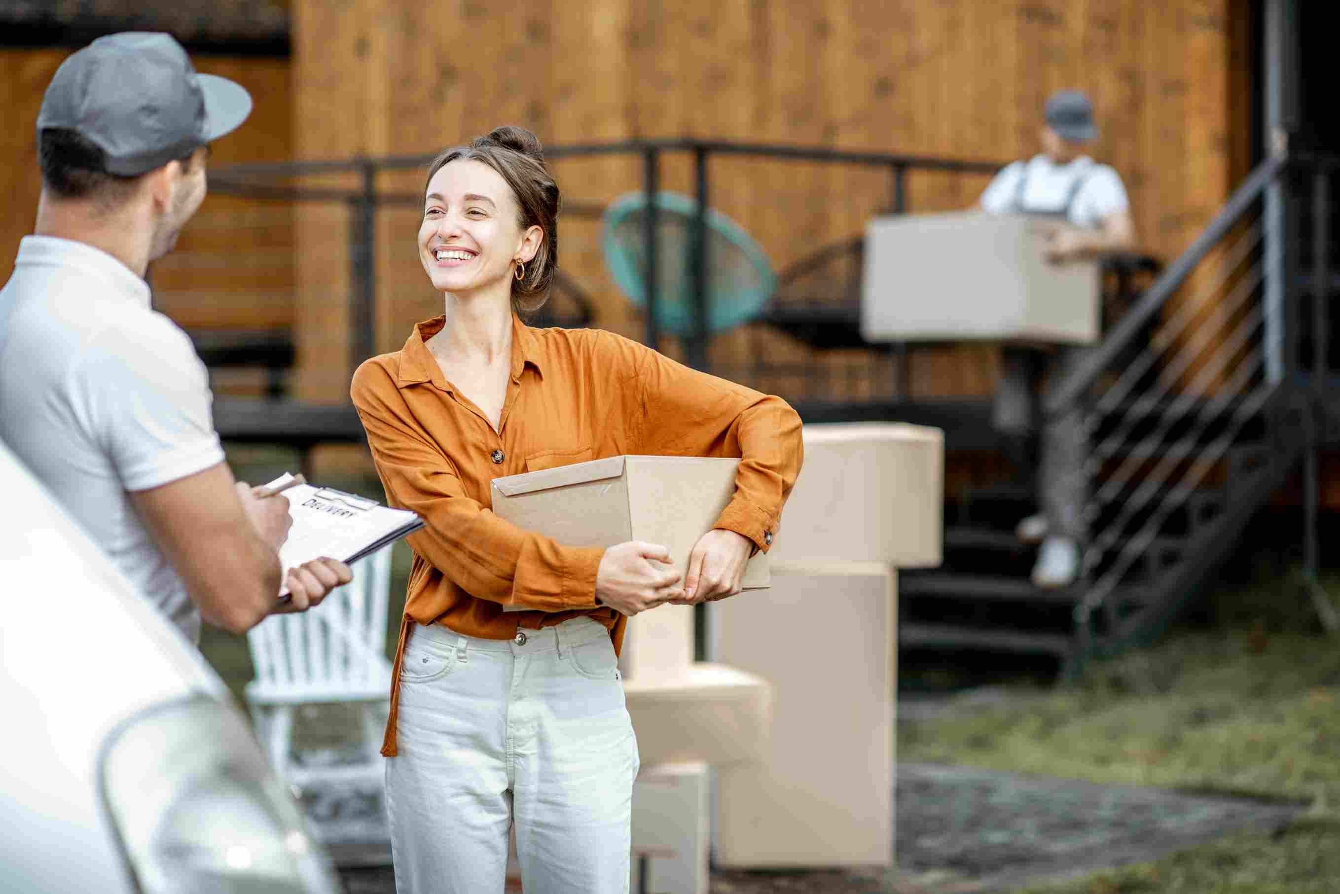 Best Furniture Movers in Dubai - Move Me UAE